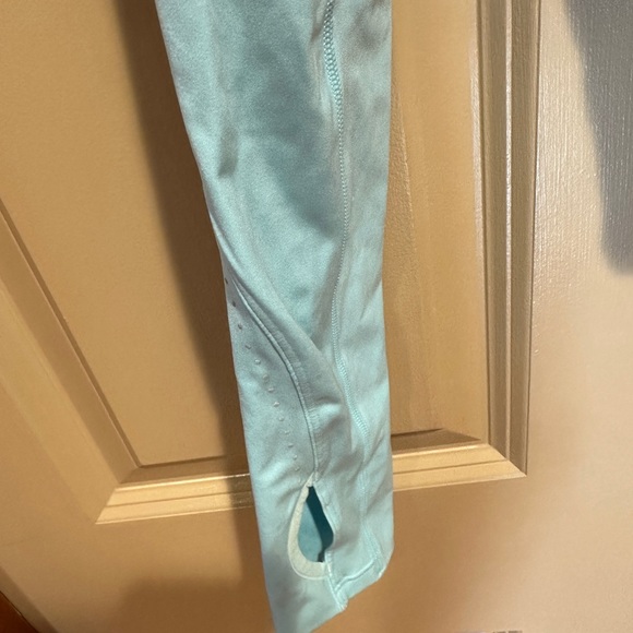 Lululemon Final Mile Jacket in Icing Blue size 6 - Picture 5 of 5